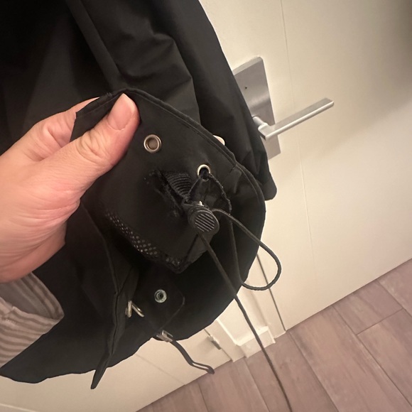 Hugo Boss Weatherproof Black Jacket - M - Picture 11 of 15